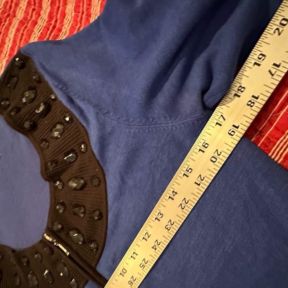 Elegant Blue Cardigan with Black Beaded Collar - Picture 10 of 13
